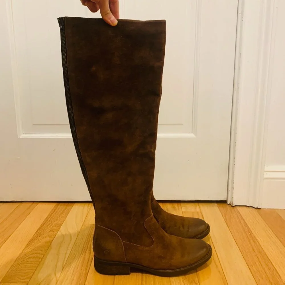 BORN WOMEN'S BORMAN BOOTS ROUND TOE Nubuck Brown Knee-High Riding Boots NEW